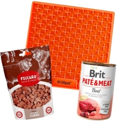 Denne slikkepakke forkæler din hund med en smart slikkemåtte, lækre godbidder med okse og vådfoder med okse