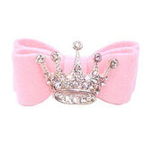 Lyserød hundesløjfe med diamantkrone