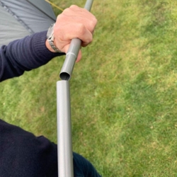 Ollipet udstillingstelt - Solide stålstænger til tagudhænget