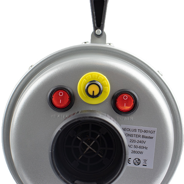 Aeolian Blower til hunde med knapper til styring. Forsynet med en "skoldningssikring", for at beskytte hunden.