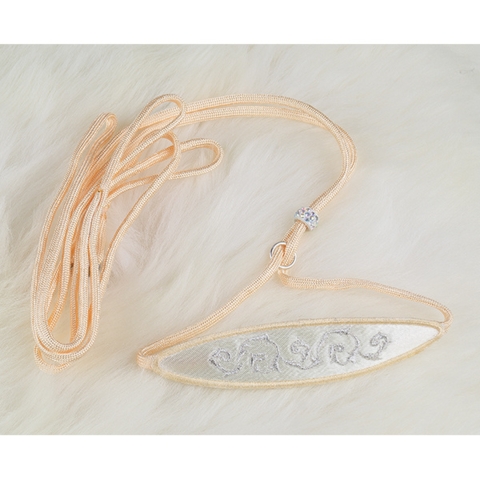 Klassisk Udstillingsline m. broderi | Creme