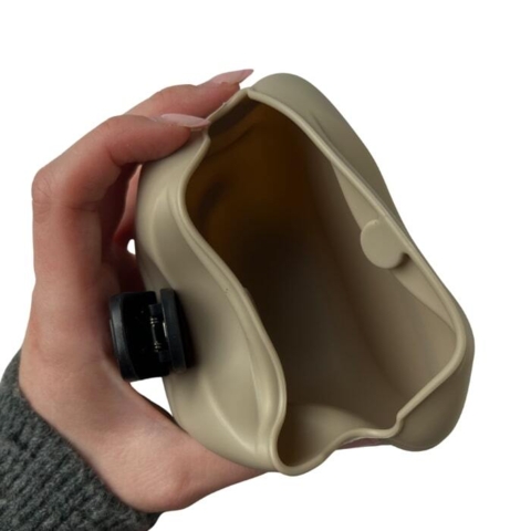 Godbidstaske med magnet lukning