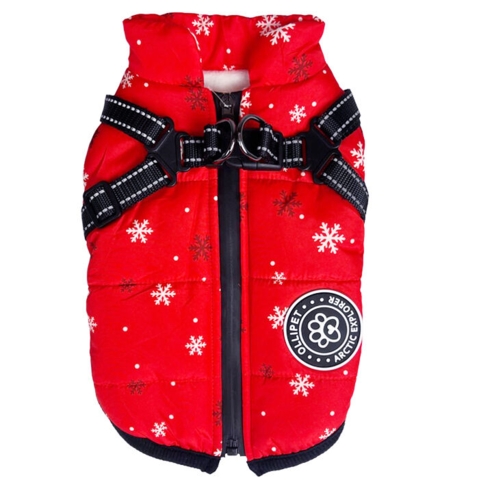 Vinterdækken fra Ollipet med røde snefnug holder hunden varm i vintermånederne