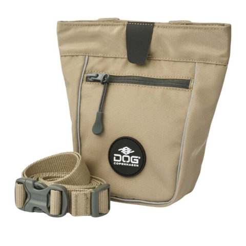 Godbidstaske til gåtur og hundetræning i farven desert dune