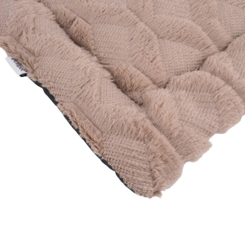 Ollipet hundetæppe i flot khaki/beige farve og med et super fint mønster - passer til ethvert hjem.