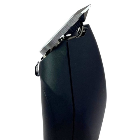 Hundetrimmeren har et ergonomisk design, der giver maksimal komfort