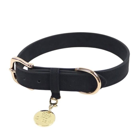 Lækkert halsbånd til din hund fra Ollipet. I flot sort farve med guldfarvede detaljer