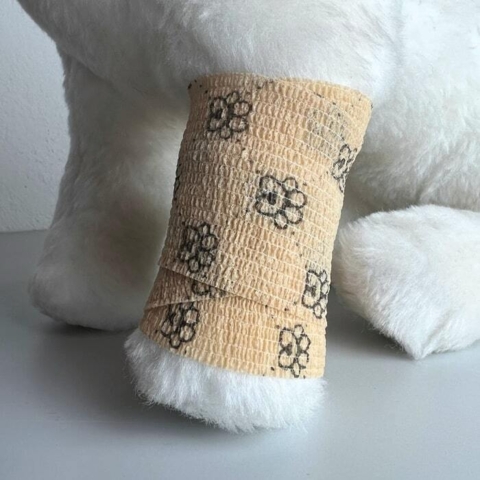 Hunde bandagen fra Ollipet kan bruge som forbinding hvis hunden fx har sår som den ikke må slikke i.