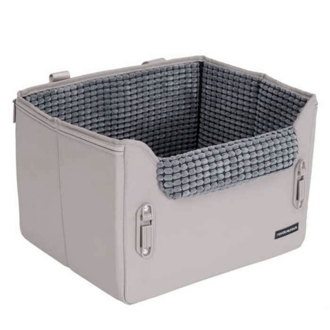 Bilsæde fra Nordic Paws, kan bruges på både for- og bagsædet