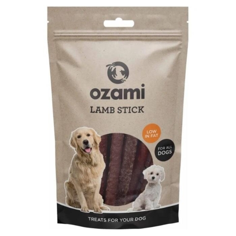 Ozami tyggestænger med smag af lam. En sund belønning der er ideel til hunde der skal holde vægten.