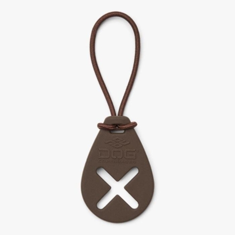 Flot Mocca farvet høm-høm pose holder til gåture med hunden.