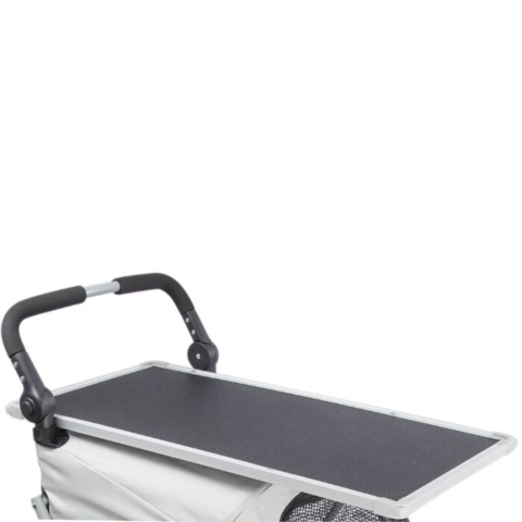 Trimmebordet monteres let på Petstro Aventura Medium og giver en stabil, skridsikker overflade til grooming hvor som helst