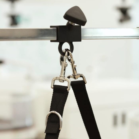 Galgestroppen er let at montere på trimmebordsgalger