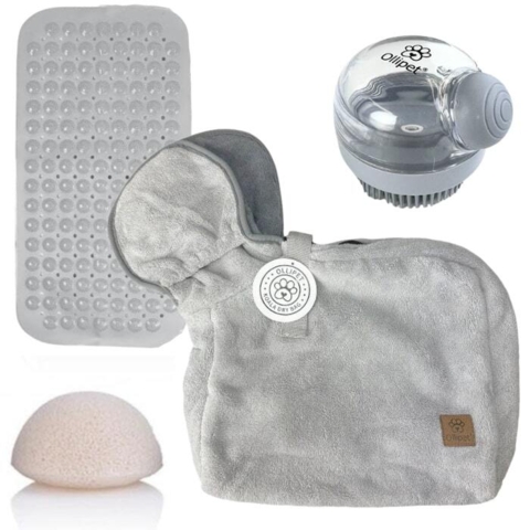 Med bademåtte, håndklæde, badebørste og konjac svamp gør sættet badet nemmere og mere komfortabelt for dig og din hund.