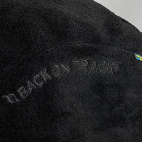 Hurtigtørrende hundedækken med høj åndbarhed og god pasform