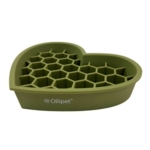 Ollipet hjerte slikkeskål er både en slowfeeder og slikkemåtte